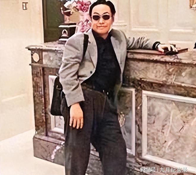 他是香港第一风流富豪与袁咏仪传过绯闻47岁心脏病发英年早逝(图1)