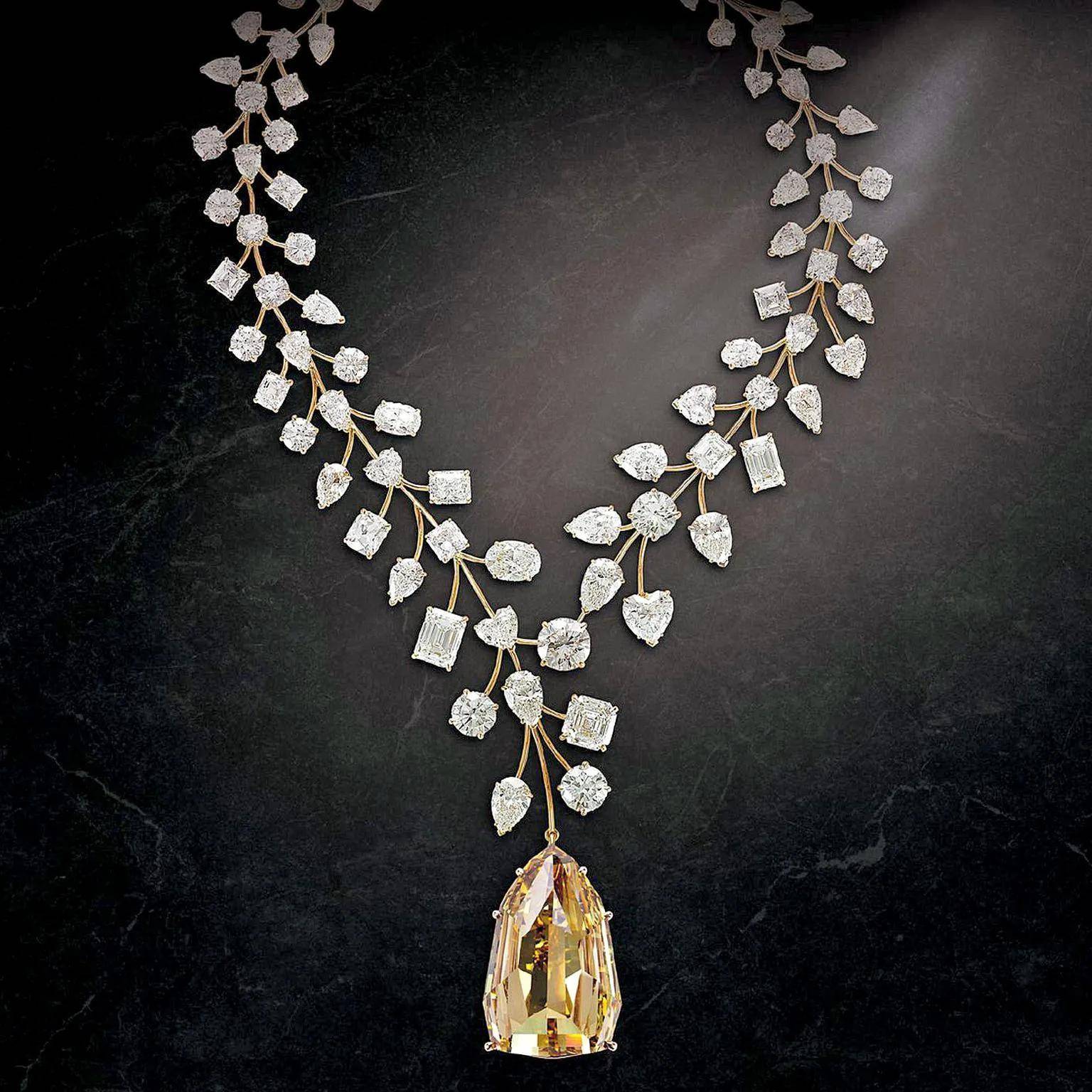 世界上最昂贵的20件天价珠宝首饰让你选你最喜欢哪一件？(图22)